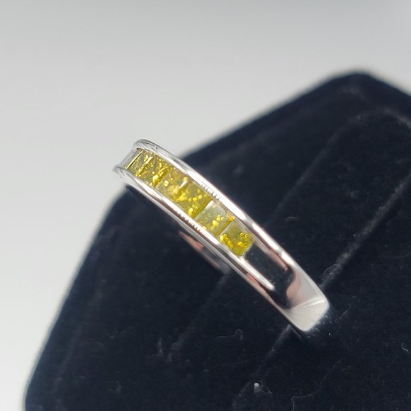 10K White Gold Yellow Diamond band - Picture 2 of 6
